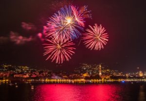 comomeer nieuwjaar vuurwerk