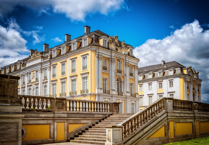 GR42 BONN EN SCHLOSS AUGUSTUSBURG